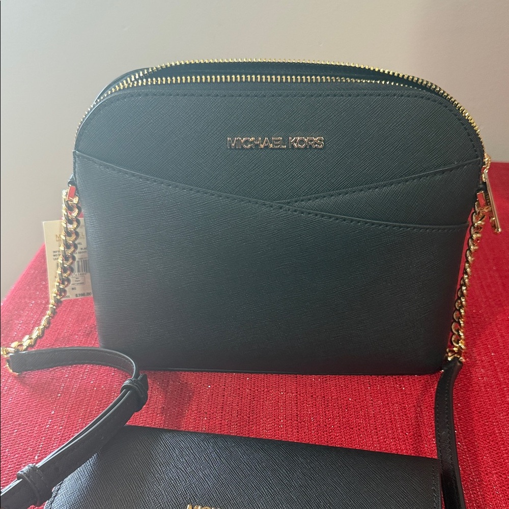 Michael Kors Black Crossbody Bag with Wallet - Picture 2 of 7